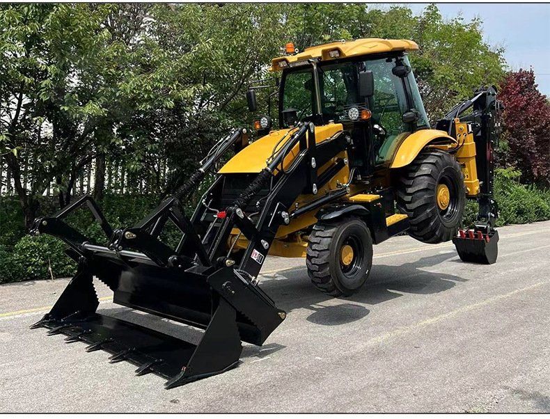 Buldoexcavator tip JCB cu Motor Euro V