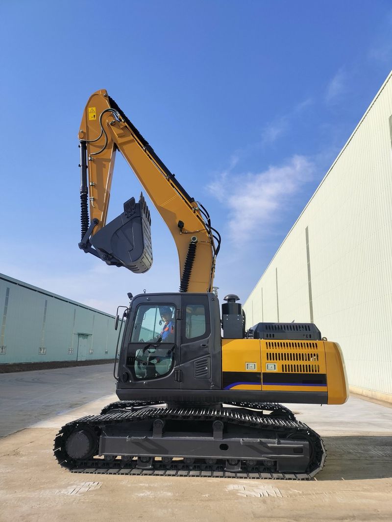 Excavator pe Șenile 21.5t