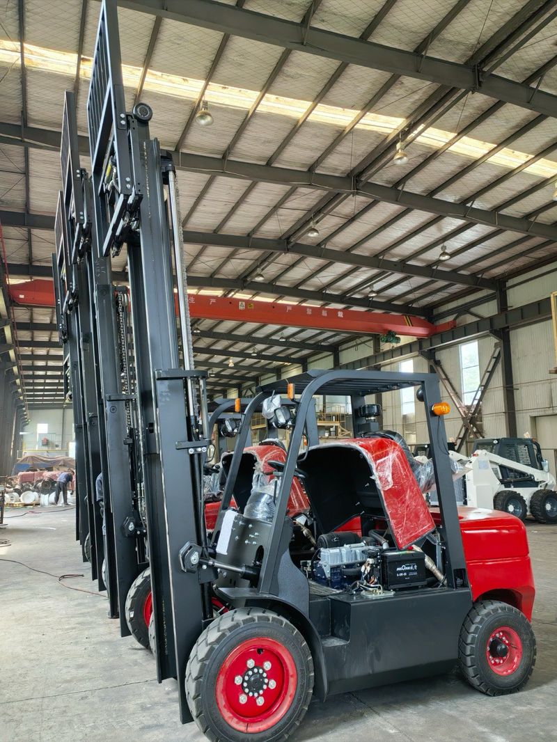 Stivuitor Diesel 3 Tone