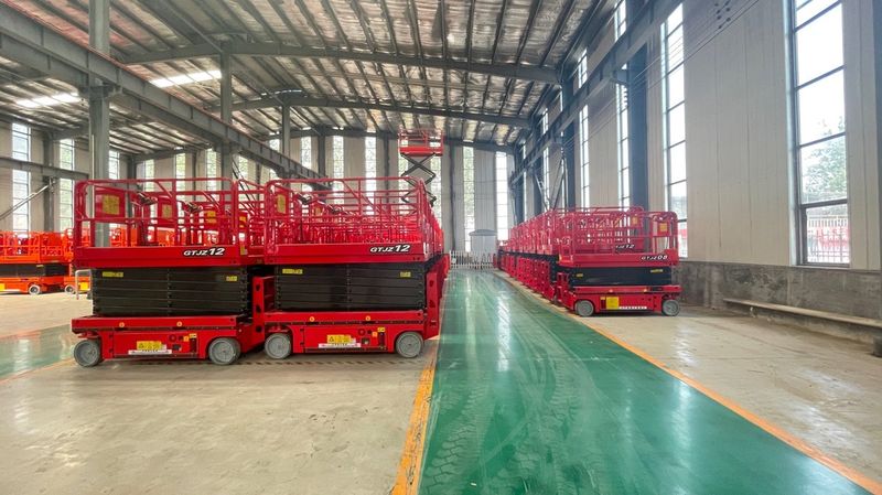 Platforma Ridicare Foarfeca RC 4-16m